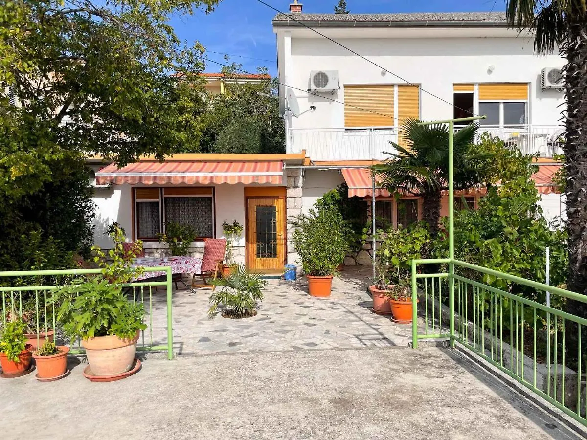 Apartment In Dramalj 41603