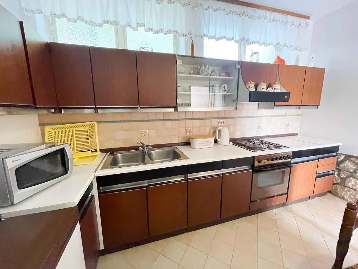 Apartment In Dramalj 41603
