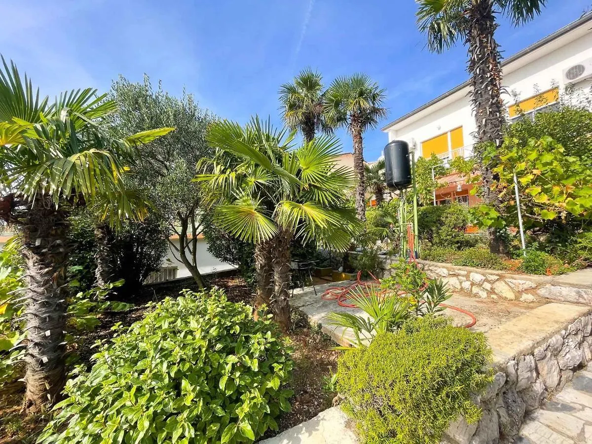 Apartment In Dramalj 41603 Croatia