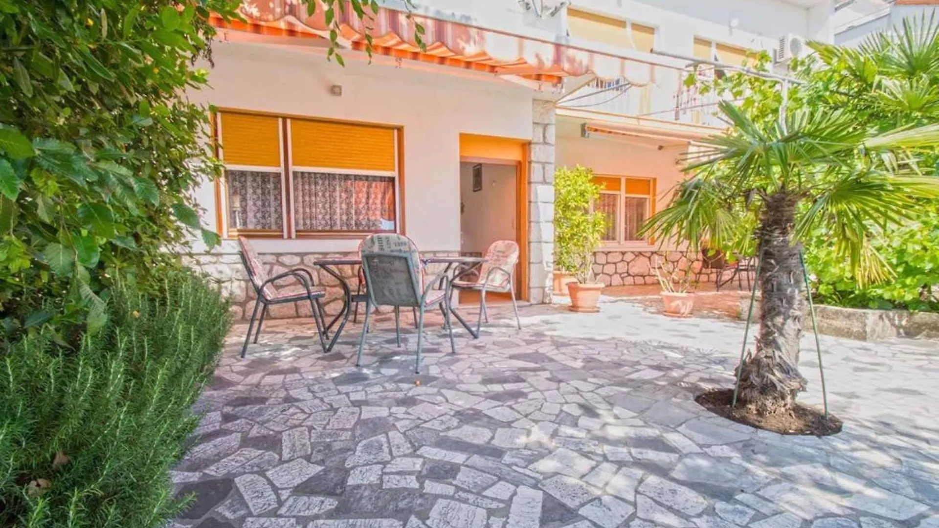 Apartment In Dramalj 41603