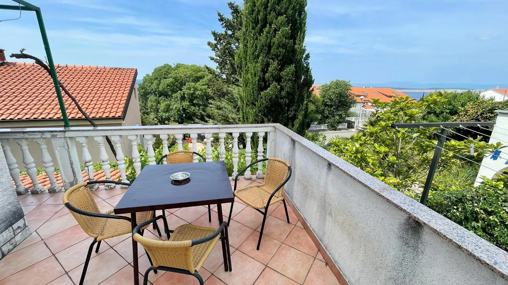 Apartment In Dramalj 41603